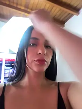 LilieSnow online show from July 2026 11:34:01 AM