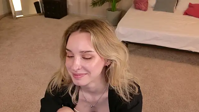 Eva Mitchell online show from July 2026 02:02:01 PM