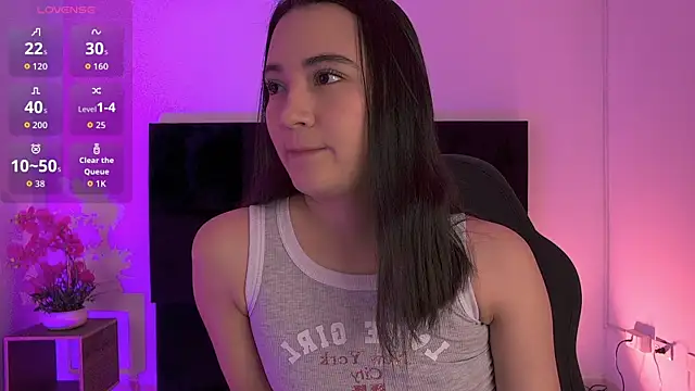 EmmaBeell online show from July 2026 12:14:01 PM