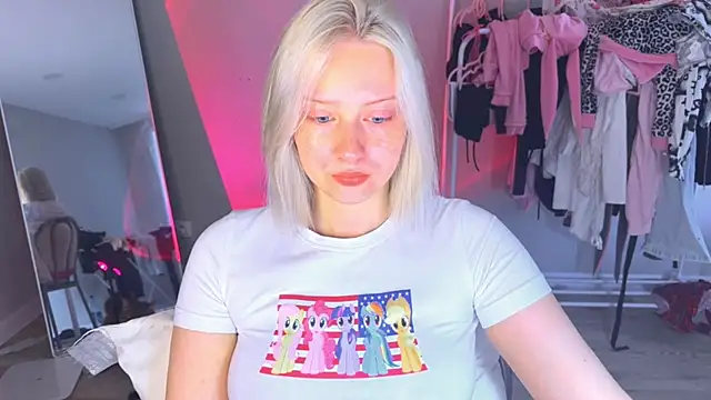 angellliss online show from July 2026 08:43:01 AM