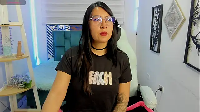 Aria Santana  online show from July 2026 03:25:02 AM