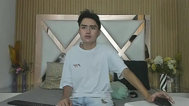 CarlosANDMaicol online show from July 2026 07:17:01 PM