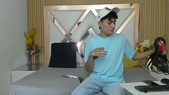 CarlosANDMaicol online show from July 2026 12:58:01 AM