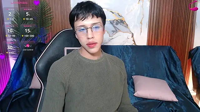 Martin tay online show from July 2026 07:01:02 PM