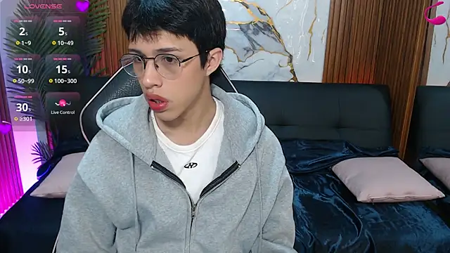 Martin tay online show from July 2026 06:49:02 PM