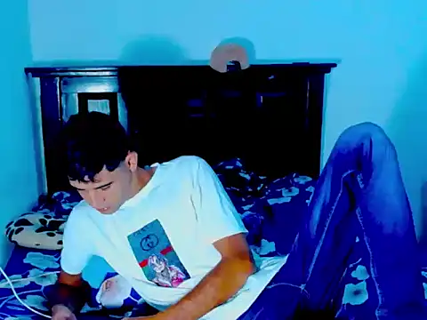 abrahaam25 online show from July 2026 03:07:02 PM