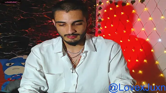 Snapshot of LovexJuxn77 chatting on July 2026 11:20:02 PM LovexJuxn77 online show from July 2026 11:20:02 PM