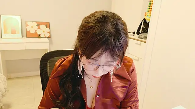 XantheBloom online show from July 2026 06:16:02 AM