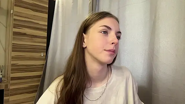 Clara kitty online show from July 2026 07:06:01 AM