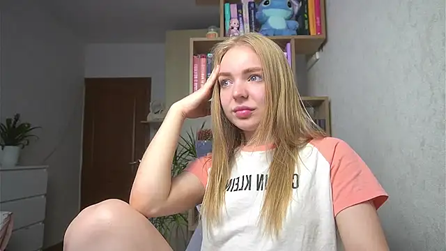 Emilyemmi online show from July 2026 01:19:01 PM
