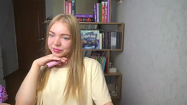 Emilyemmi online show from July 2026 07:48:02 AM