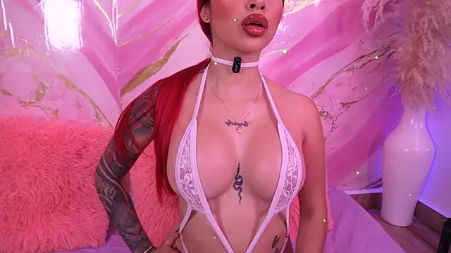 Scarlett-jones00 online show from July 2026 06:15:01 PM