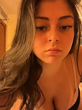 madelina08 online show from July 2026 10:56:01 PM