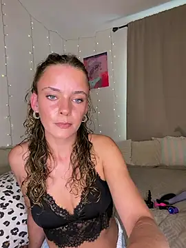 Snapshot of Stella_Rosee chatting on July 2026 02:36:01 PM Stella Rosee online show from July 2026 02:36:01 PM