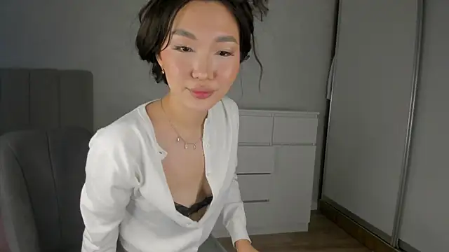 lollypopmolly online show from July 2026 03:46:01 AM