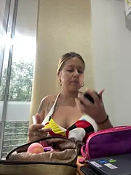 Angelabennett online show from July 2026 06:53:01 PM