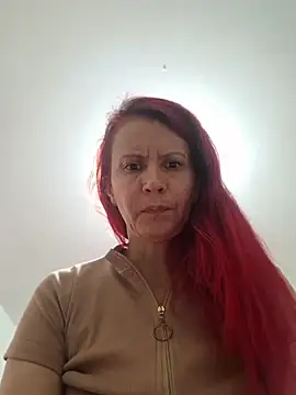 cintia lov online show from July 2026 01:12:01 AM