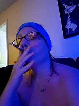 Snapshot of XxMs_StarzxX chatting on September 2025 03:19:02 AM XxMs StarzxX online show from September 2025 03:19:02 AM