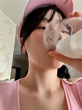520Winnie online show from July 2026 02:20:01 AM