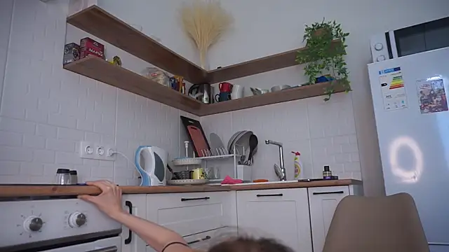 Alyasky online show from July 2026 09:48:02 AM