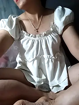 Quee Quee online show from July 2026 11:36:01 AM