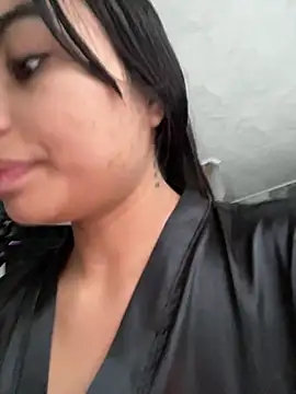 Alejaa21  online show from July 2026 10:57:02 PM