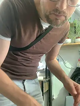 Rosbif69 online show from July 2026 08:05:01 AM
