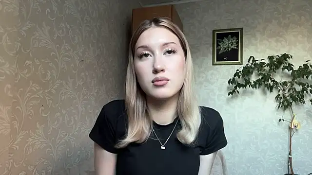 ArianneQuilantang online show from July 2026 03:36:02 PM
