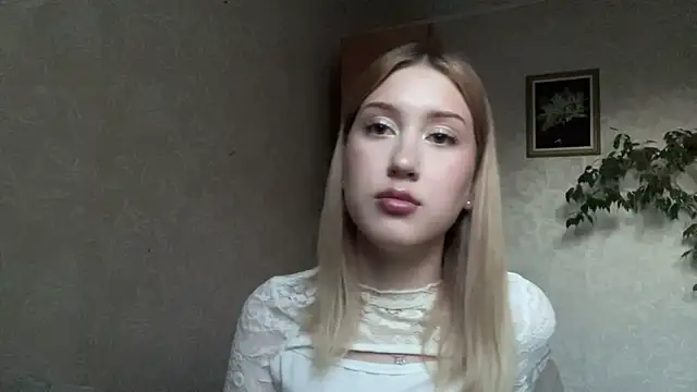 ArianneQuilantang online show from July 2026 04:39:33 PM