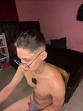 Axel-xel online show from July 2026 11:47:02 PM