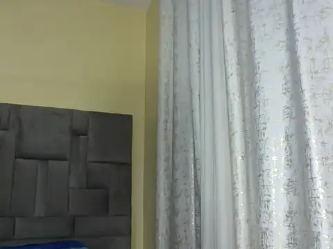 prettyebony16 online show from July 2026 06:20:01 PM