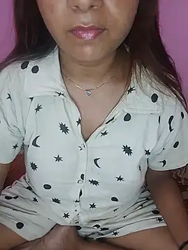 Snapshot of Callme_Rozy chatting on July 2026 07:34:01 PM Callme Rozy online show from July 2026 07:34:01 PM