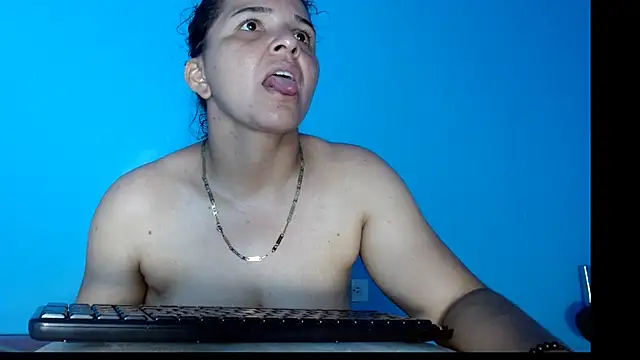 tamenoir33 online show from July 2026 12:48:02 PM