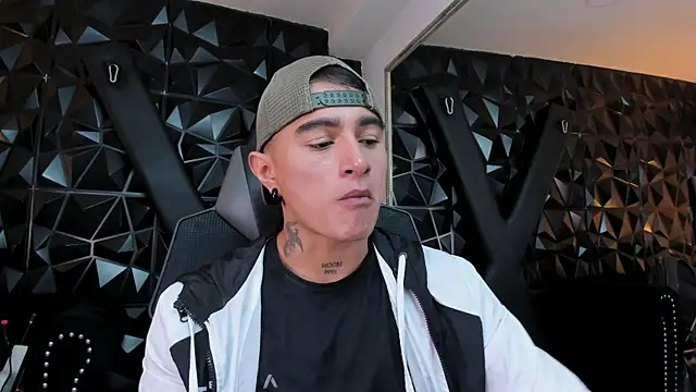LiamDeeps online show from July 2026 03:42:01 AM