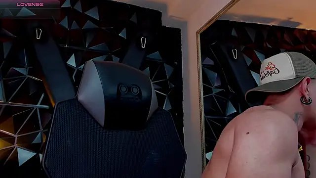 LiamDeeps online show from July 2026 03:26:01 AM