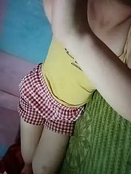 Mya-lia online show from July 2026 01:18:02 PM