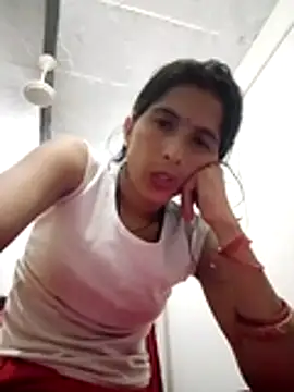 Neetujaan15 online show from August 2026 06:18:01 PM