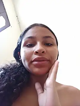 Lia Foz online show from July 2026 02:30:02 PM
