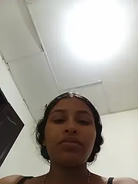 Lia Foz online show from July 2026 03:02:01 AM