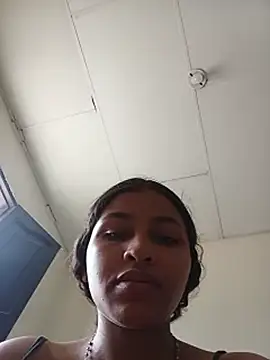 Lia Foz online show from July 2026 03:21:02 PM