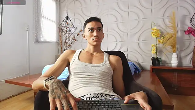 DemondSalvatore online show from July 2026 07:23:02 PM