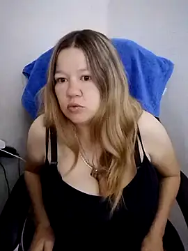 Snapshot of Juliamodest1 chatting on July 2026 01:47:02 AM Juliamodest1 online show from July 2026 01:47:02 AM
