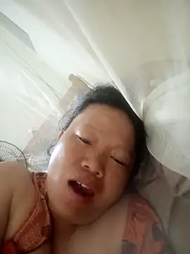 Queenie9z online show from July 2026 07:23:02 PM