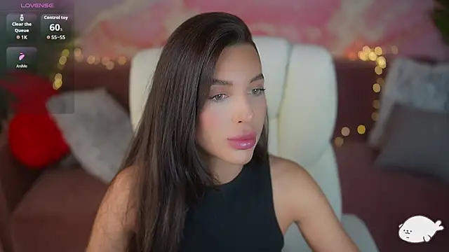 JasminBee online show from July 2026 07:00:01 AM