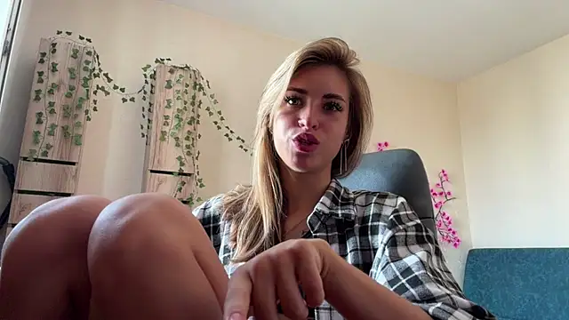 Rossy S online show from July 2026 03:26:01 AM