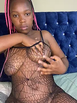 CocoTrouble online show from July 2026 04:05:02 PM