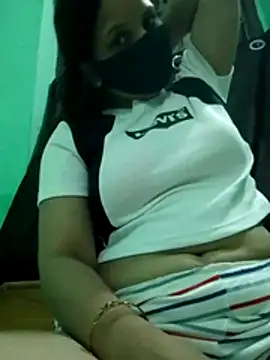 Tanishka67 online show from July 2026 03:25:02 PM