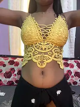 Precious Queen  online show from July 2026 06:44:02 AM