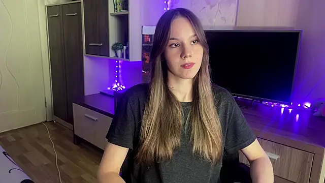 Snapshot of Rina_Right chatting on July 2026 10:18:02 AM Rina Right online show from July 2026 10:18:02 AM