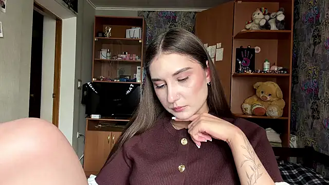 KittyNoSkirty online show from July 2026 09:40:01 AM